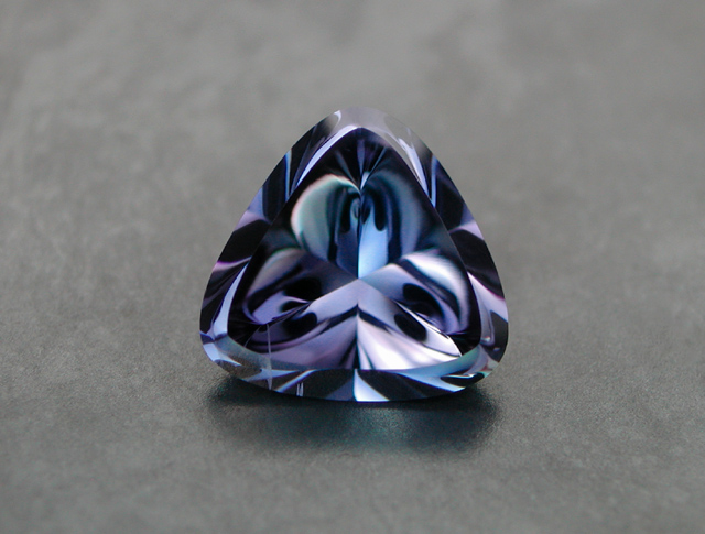 Natural tricolor Tanzanite, 5.96 cts., "Liquid FLower"